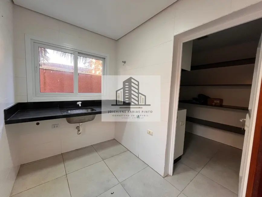 Foto 9 de Casa com 4 quartos à venda, 269m2 em Itanhaem - SP