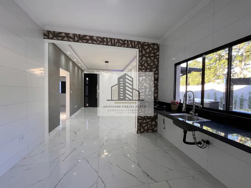 Foto 9 de Casa com 3 quartos à venda, 110m2 em Itanhaem - SP