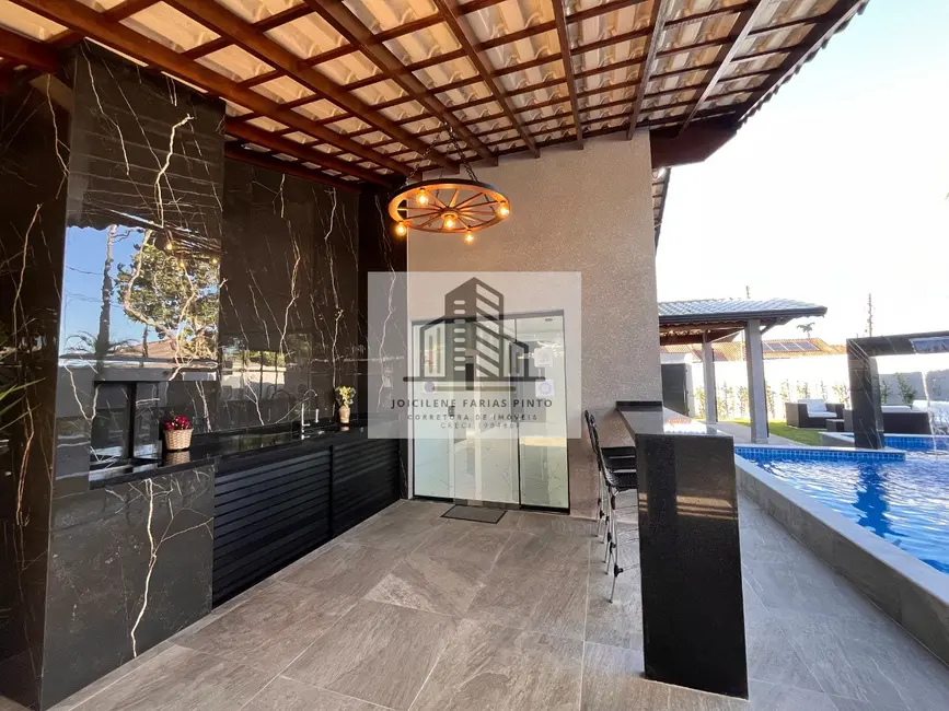 Foto 7 de Casa com 3 quartos à venda, 110m2 em Itanhaem - SP