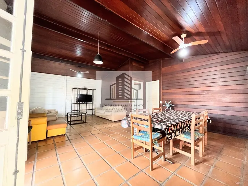 Foto 4 de Casa com 4 quartos à venda, 278m2 em Itanhaem - SP