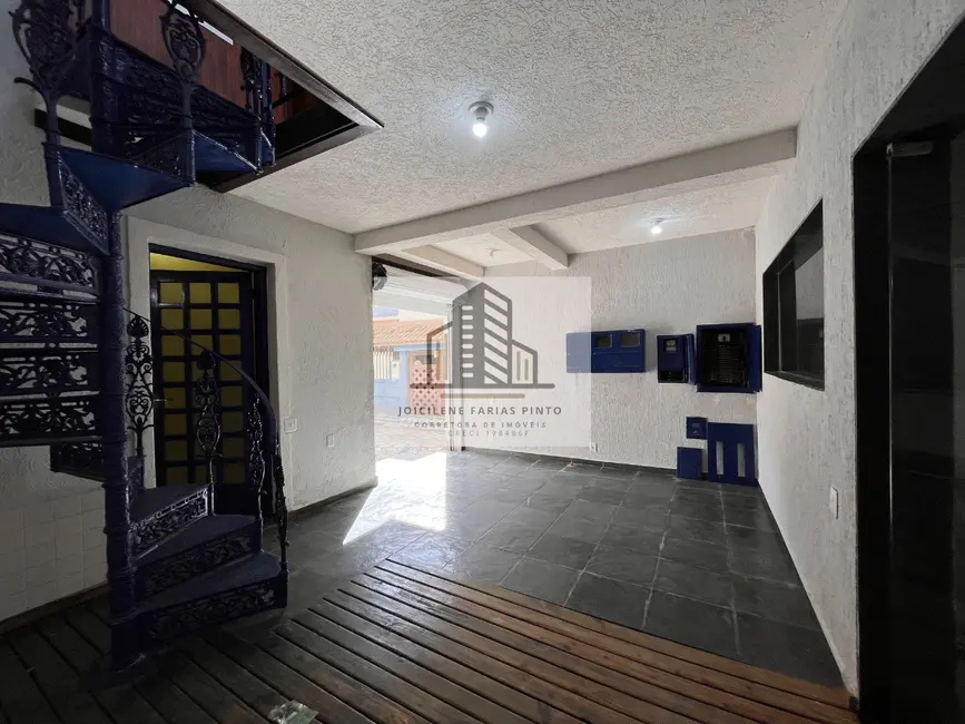 Sala Comercial à venda e para alugar, 354m2 em Itanhaem - SP - imagem 3 Foto 3 de Sala Comercial à venda e para alugar, 354m2 em Itanhaem - SP