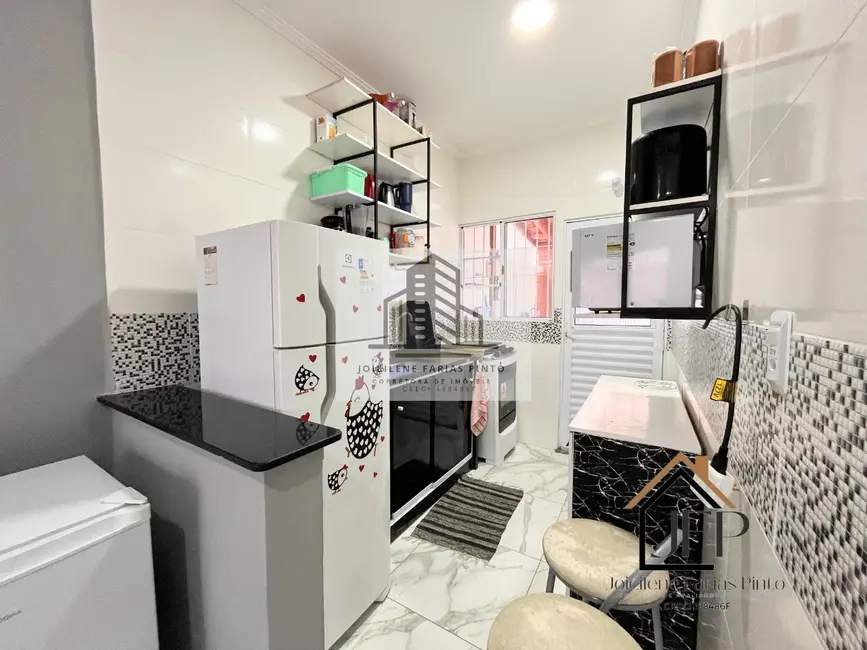 Casa de Condomínio com 2 quartos para alugar, 57m2 em Itanhaem - SP - imagem 2 Foto 2 de Casa de Condomínio com 2 quartos para alugar, 57m2 em Itanhaem - SP