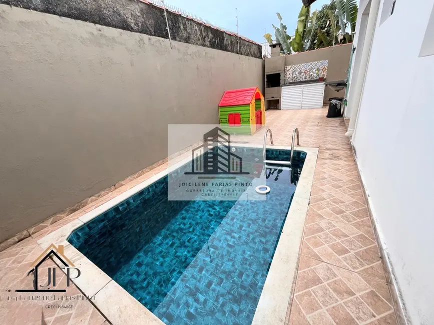 Foto 1 de Casa de Condomínio com 2 quartos à venda, 55m2 em Itanhaem - SP