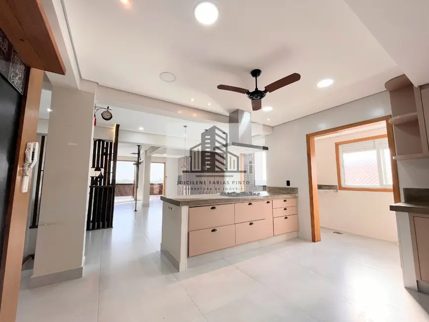 Foto 1 de Apartamento com 3 quartos à venda, 157m2 em Itanhaem - SP