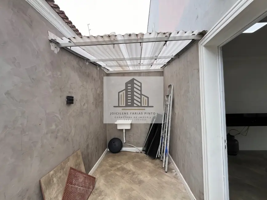 Casa com 3 quartos à venda e para alugar, 115m2 em Itanhaem - SP - imagem 7 Foto 7 de Casa com 3 quartos à venda e para alugar, 115m2 em Itanhaem - SP