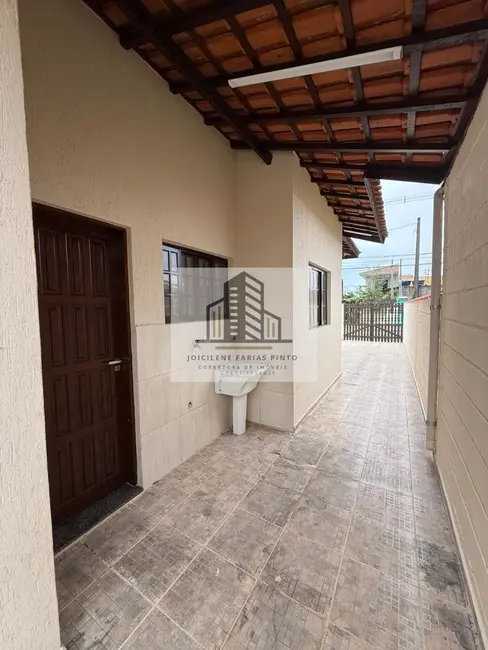 Foto 4 de Casa com 2 quartos à venda, 75m2 em Itanhaem - SP