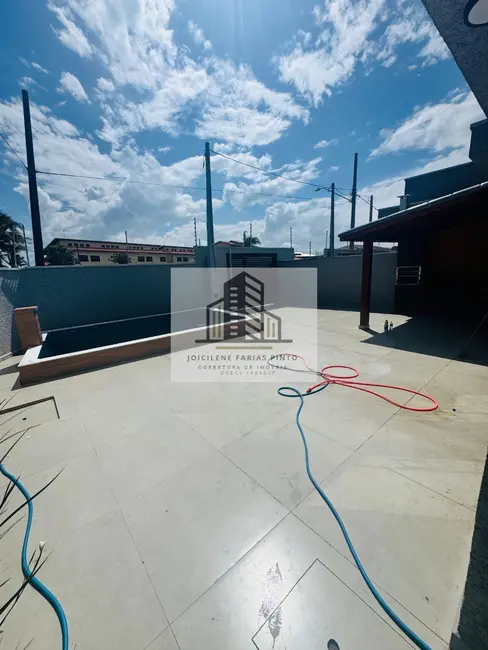 Foto 3 de Casa com 2 quartos à venda, 75m2 em Itanhaem - SP