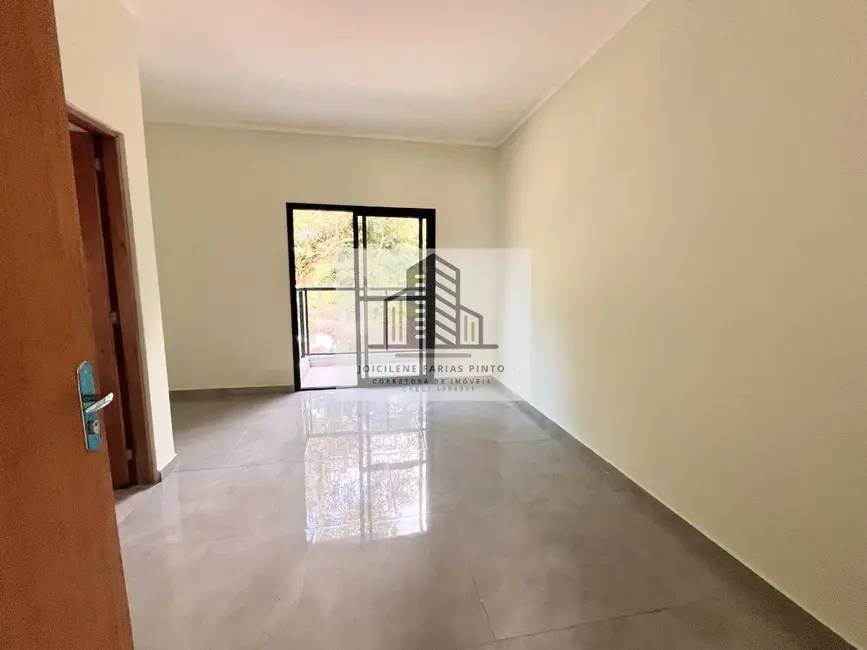 Foto 9 de Casa de Condomínio com 2 quartos à venda, 82m2 em Itanhaem - SP