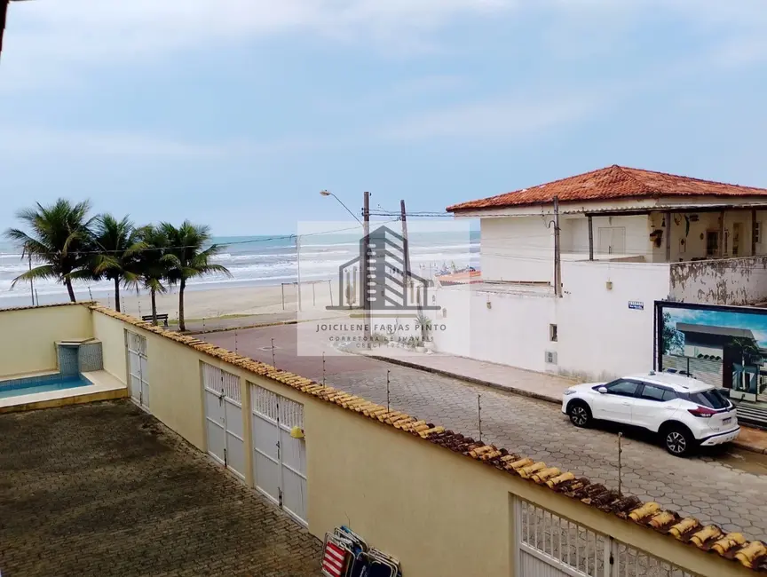 Foto 1 de Casa de Condomínio com 2 quartos à venda, 89m2 em Itanhaem - SP