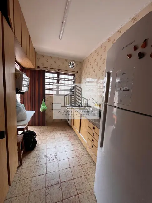 Foto 8 de Casa com 3 quartos à venda, 180m2 em Itanhaem - SP