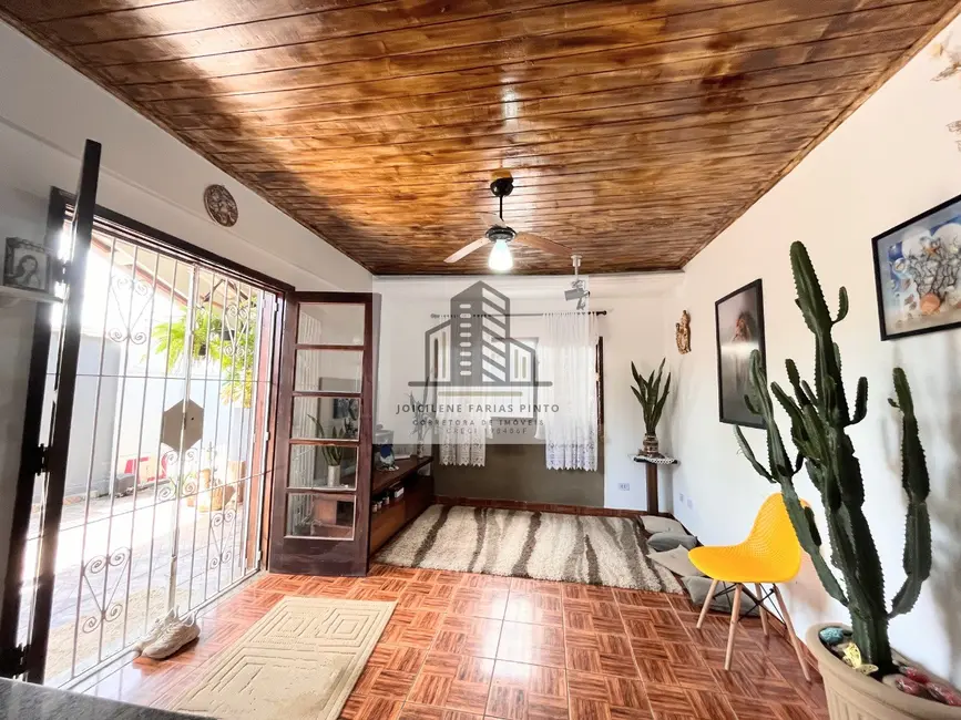 Foto 8 de Casa com 2 quartos à venda, 95m2 em Itanhaem - SP