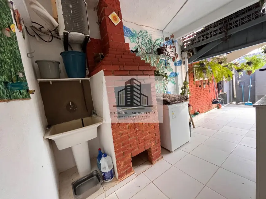 Foto 7 de Casa com 2 quartos à venda, 95m2 em Itanhaem - SP