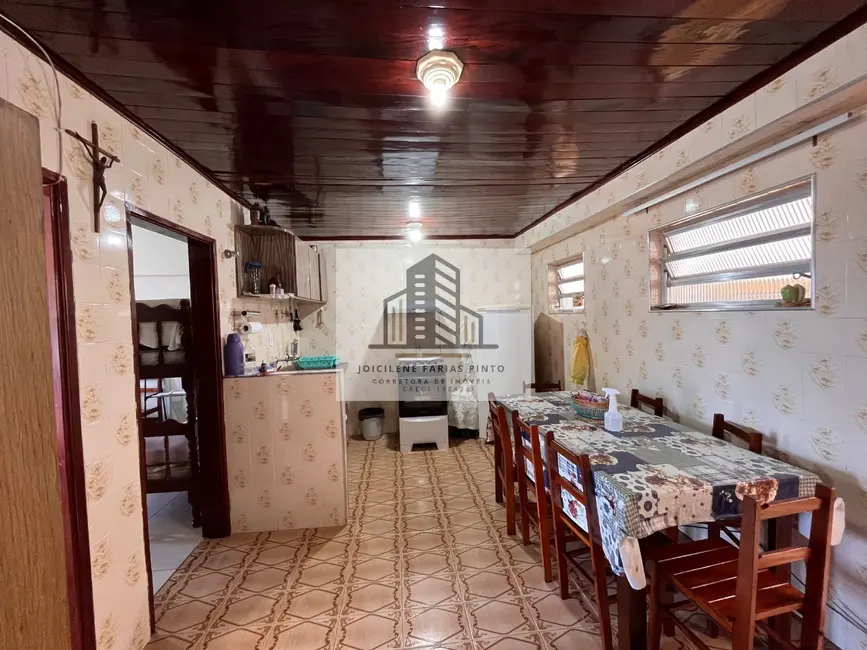 Foto 1 de Apartamento com 2 quartos à venda, 82m2 em Itanhaem - SP