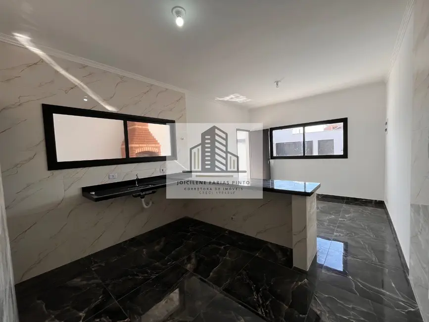 Foto 6 de Casa com 2 quartos à venda, 78m2 em Itanhaem - SP