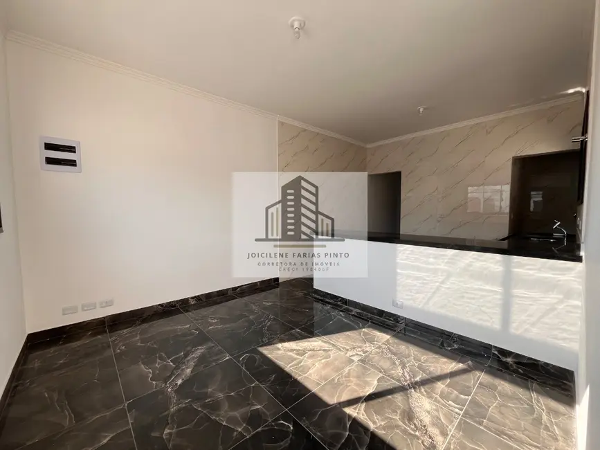 Foto 4 de Casa com 2 quartos à venda, 78m2 em Itanhaem - SP