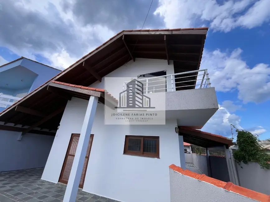 Foto 2 de Casa com 4 quartos à venda, 257m2 em Itanhaem - SP