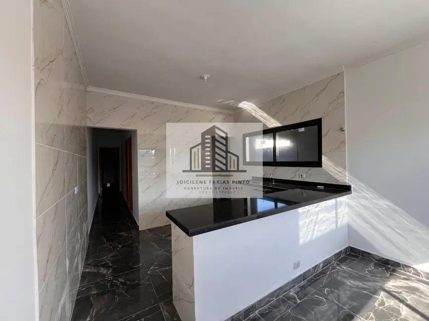 Foto 8 de Casa com 2 quartos à venda, 81m2 em Itanhaem - SP