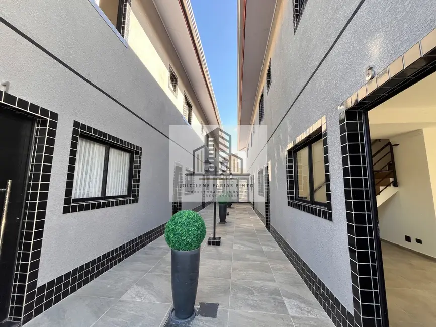 Foto 4 de Casa com 2 quartos à venda, 79m2 em Itanhaem - SP