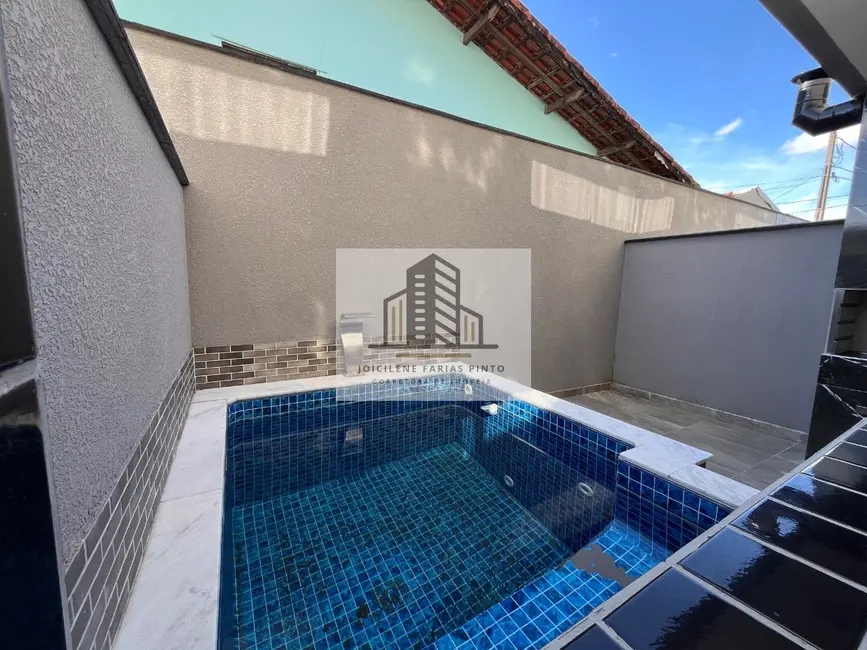 Foto 7 de Casa com 2 quartos à venda, 79m2 em Itanhaem - SP