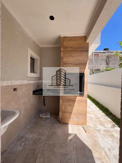 Foto 9 de Casa com 2 quartos à venda, 75m2 em Itanhaem - SP