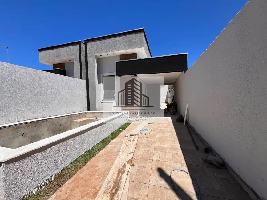 Foto 3 de Casa com 2 quartos à venda, 75m2 em Itanhaem - SP