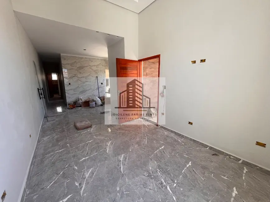 Foto 6 de Casa com 2 quartos à venda, 75m2 em Itanhaem - SP