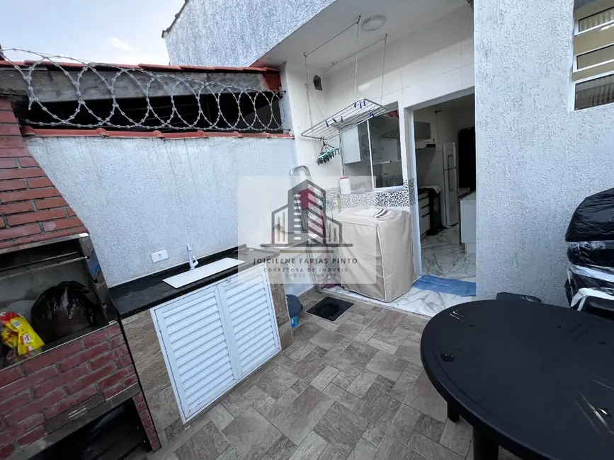 Foto 7 de Casa de Condomínio com 2 quartos à venda e para alugar, 79m2 em Itanhaem - SP