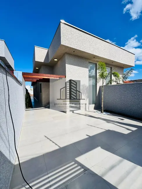 Casa com 2 quartos à venda, 96m2 em Itanhaem - SP - imagem 2 Foto 2 de Casa com 2 quartos à venda, 96m2 em Itanhaem - SP