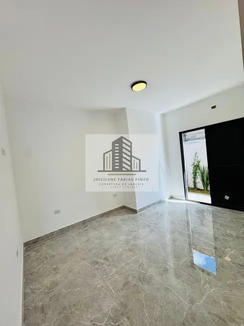 Casa com 2 quartos à venda, 96m2 em Itanhaem - SP - imagem 8 Foto 8 de Casa com 2 quartos à venda, 96m2 em Itanhaem - SP