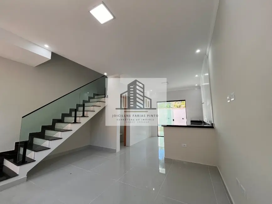 Casa de Condomínio com 2 quartos à venda, 79m2 em Itanhaem - SP - imagem 6 Foto 6 de Casa de Condomínio com 2 quartos à venda, 79m2 em Itanhaem - SP