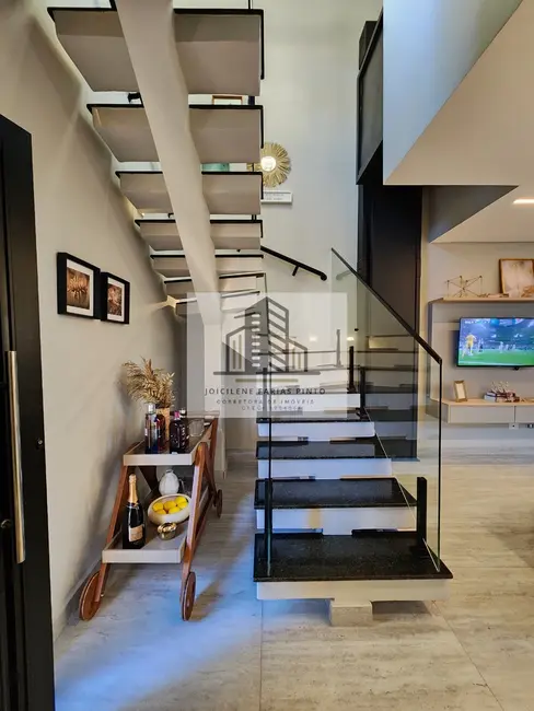 Foto 9 de Casa de Condomínio com 1 quarto à venda, 49m2 em Itanhaem - SP