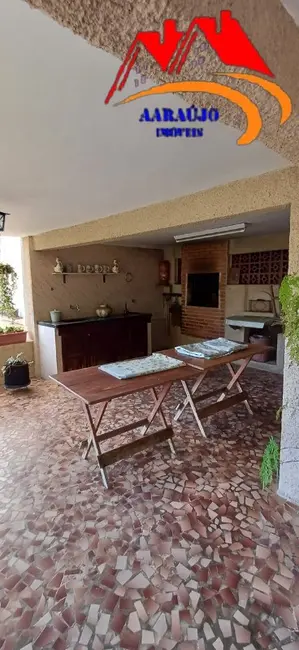 Foto 2 de Chácara com 3 quartos à venda, 240m2 em Jardim Caparelli (Mailasqui), Sao Roque - SP