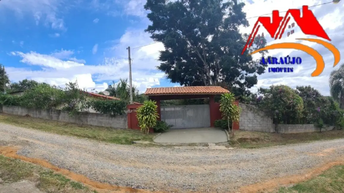 Chácara com 2 quartos à venda, 2200m2 em Vinhedos III, Sao Roque - SP - imagem 2 Foto 2 de Chácara com 2 quartos à venda, 2200m2 em Vinhedos III, Sao Roque - SP