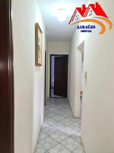 Chácara com 2 quartos à venda, 2200m2 em Vinhedos III, Sao Roque - SP - imagem 3 Foto 3 de Chácara com 2 quartos à venda, 2200m2 em Vinhedos III, Sao Roque - SP