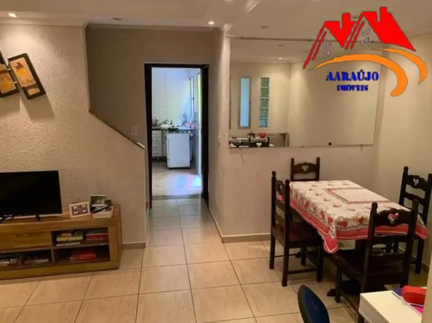 Foto 1 de Casa com 6 quartos à venda, 250m2 em Metalúrgicos, Osasco - SP
