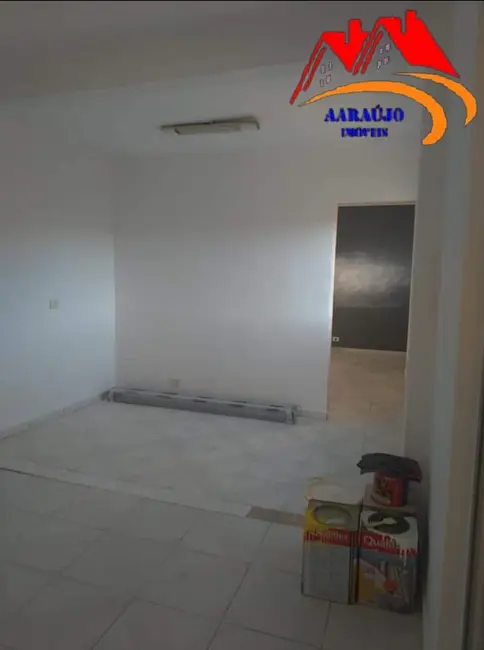 Foto 2 de Casa com 6 quartos à venda, 250m2 em Metalúrgicos, Osasco - SP