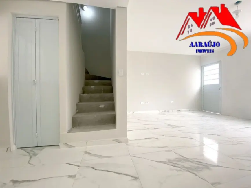 Casa com 3 quartos à venda, 135m2 em Centro, Osasco - SP - imagem 3 Foto 3 de Casa com 3 quartos à venda, 135m2 em Centro, Osasco - SP