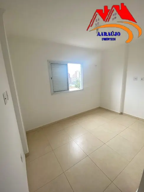Foto 2 de Apartamento com 2 quartos à venda, 72m2 em Tupi, Praia Grande - SP