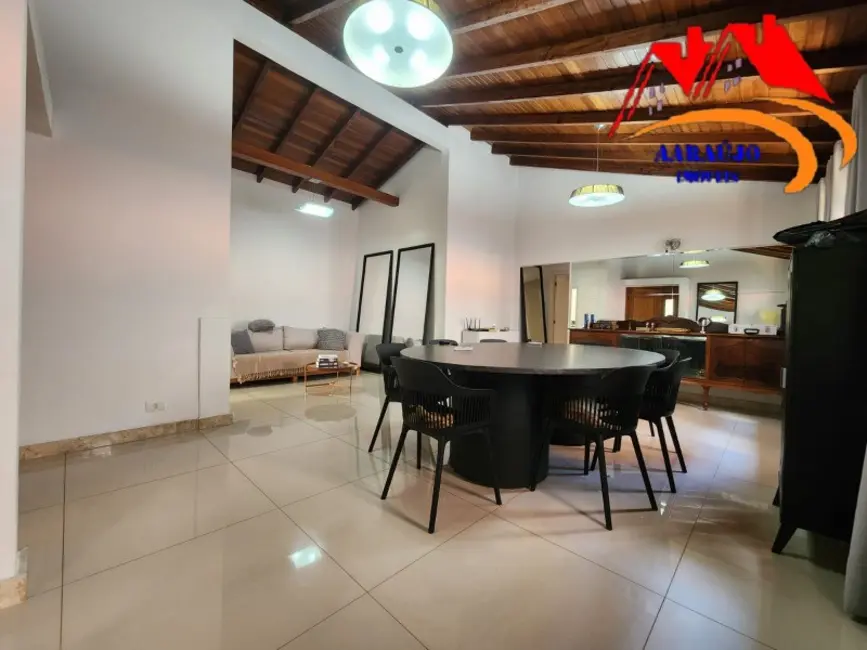 Casa de Condomínio com 5 quartos à venda, 239m2 em São Paulo II, Cotia - SP - imagem 6 Foto 6 de Casa de Condomínio com 5 quartos à venda, 239m2 em São Paulo II, Cotia - SP