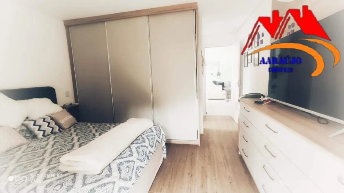 Foto 5 de Casa de Condomínio com 4 quartos à venda, 280m2 em Jardim Passárgada I, Cotia - SP