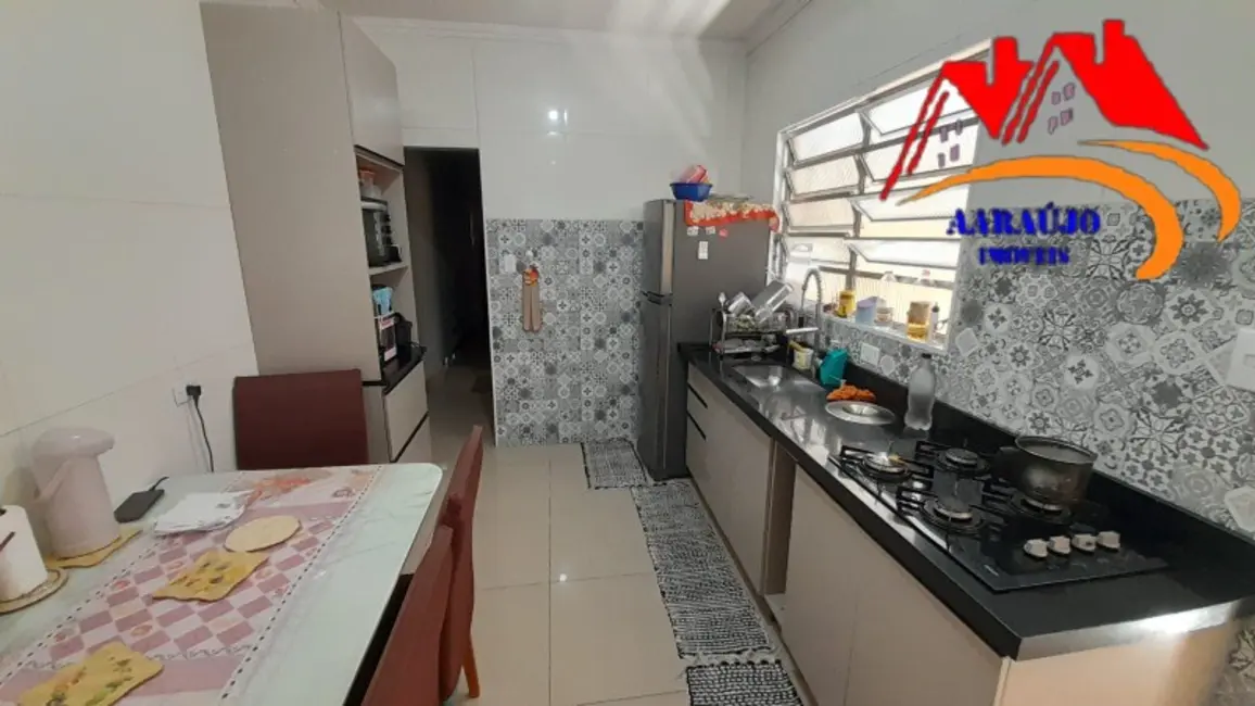 Foto 8 de Casa com 2 quartos à venda, 184m2 em Veloso, Osasco - SP