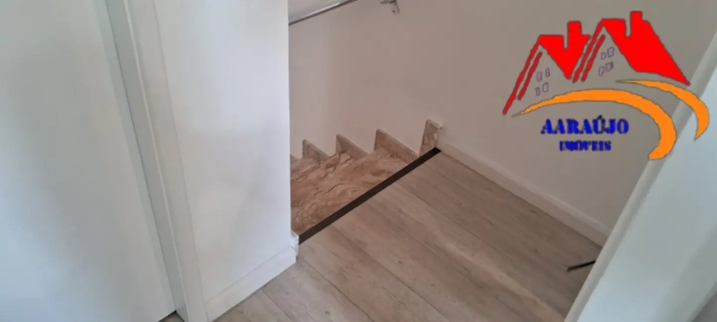 Foto 3 de Casa de Condomínio com 2 quartos à venda, 50m2 em Santa Maria, Osasco - SP