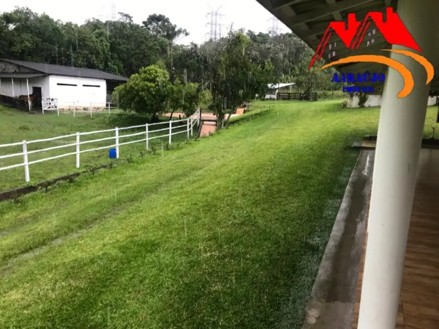 Foto 3 de Sítio / Rancho com 4 quartos à venda, 200m2 em Ibiuna - SP