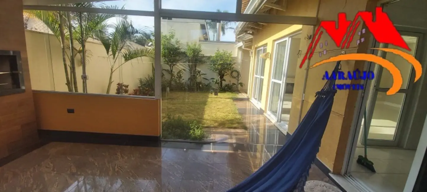 Foto 2 de Casa de Condomínio com 4 quartos à venda, 140m2 em Jardim Passárgada I, Cotia - SP