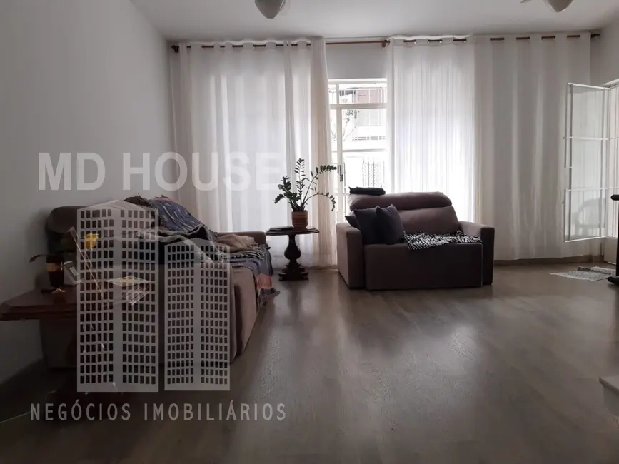 Foto 9 de Casa com 3 quartos à venda, 180m2 em Vila Mariana, São Paulo - SP