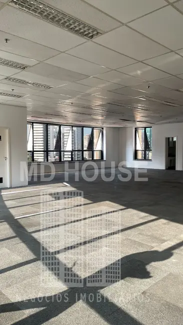 Sala Comercial para alugar, 196m2 em Paraíso, São Paulo - SP - imagem 3 Foto 3 de Sala Comercial para alugar, 196m2 em Paraíso, São Paulo - SP