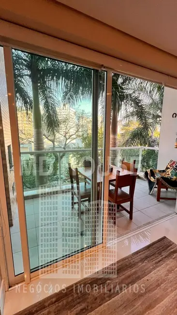 Apartamento com 3 quartos à venda, 151m2 em Vila Mariana, São Paulo - SP - imagem 2 Foto 2 de Apartamento com 3 quartos à venda, 151m2 em Vila Mariana, São Paulo - SP