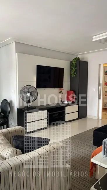 Apartamento com 2 quartos à venda, 93m2 em Vila Mariana, São Paulo - SP - imagem 3 Foto 3 de Apartamento com 2 quartos à venda, 93m2 em Vila Mariana, São Paulo - SP