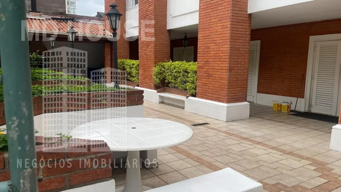 Foto 3 de Apartamento com 3 quartos para alugar, 125m2 em Vila Mariana, São Paulo - SP