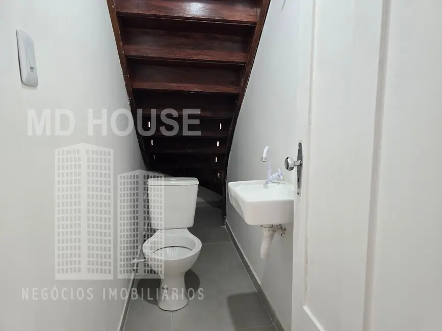 Casa com 3 quartos para alugar, 152m2 em Vila Mariana, São Paulo - SP - imagem 5 Foto 5 de Casa com 3 quartos para alugar, 152m2 em Vila Mariana, São Paulo - SP
